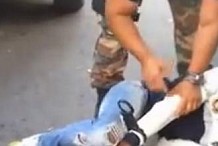 (VIDEO) Un policier chypriote casse la cheville d’un Ivoirien pendant un contrôle d’identité.